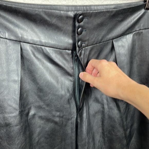 New Paige Jazz Black Vegan Faux Leather Pants High Rise Straight Leg Sz 12 - Picture 5 of 14